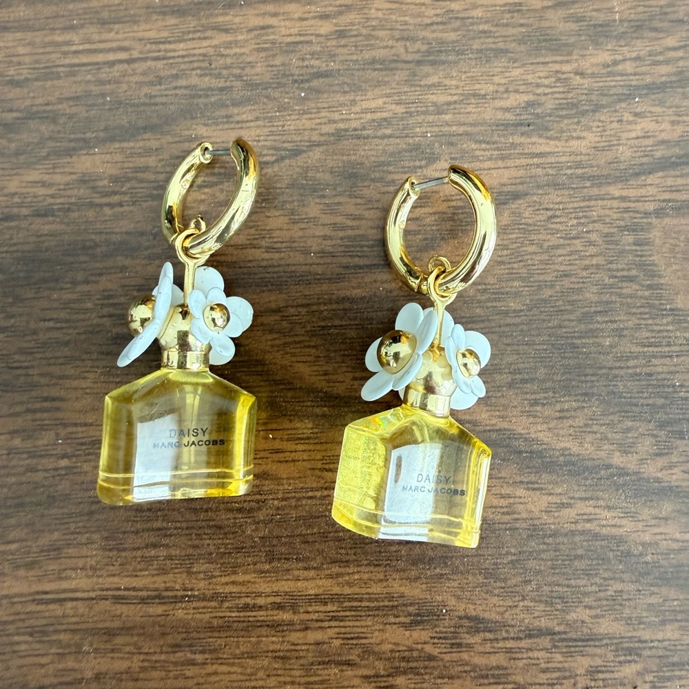 Marc Jacobs Gold Hoop Earrings with Yellow Bottle & White Daisy Charms